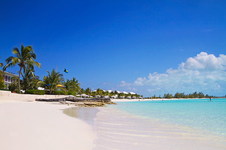 Sailing-Blog-Cruising-Bahamas-Caribbean-Vacation-Travel-Cape-Santa-Maria-Beach-Resort-Long-Island-Calabash-Bay-Sailboat-Adventure-Hotel-Luxury-LAHOWIND-Young-Couple-2015-Best-Photos-eIMG_5920