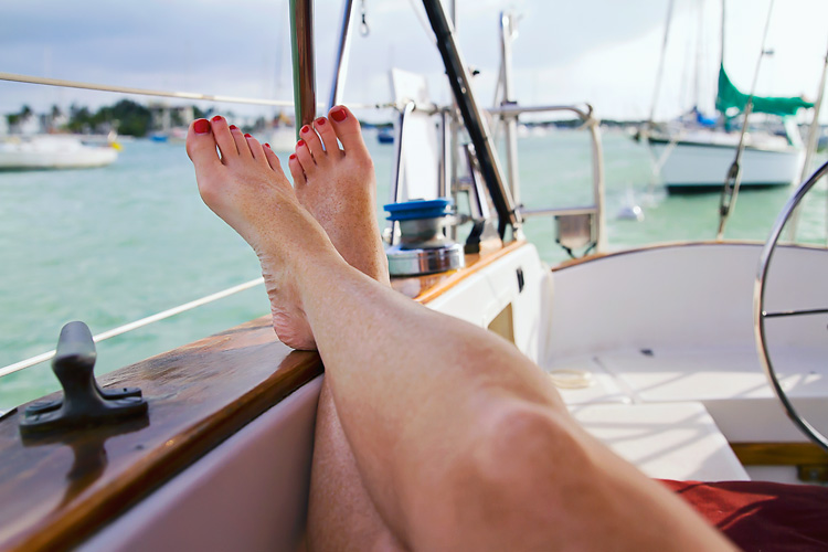 Sailing-Blog-LAHOWIND-cruising-Caribbean-Bahamas-Marathon-Boot-Key-Harbor-eIMG_0937