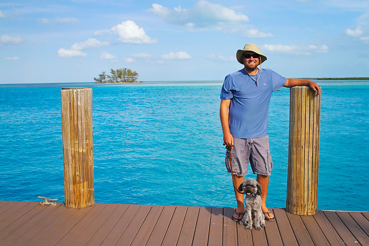 Sailing-Blog-Cruising-Bahamas-Caribbean-Bimini-LAHOWIND-Young-Couple-Dog-eIMG_1617