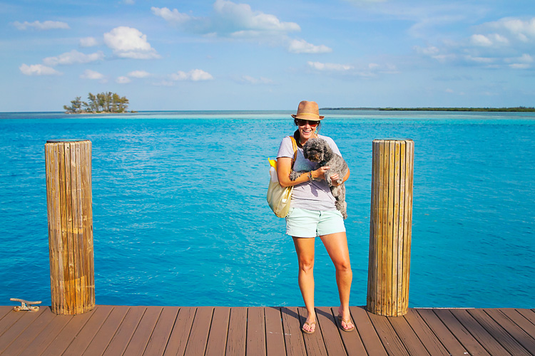 Sailing-Blog-Cruising-Bahamas-Caribbean-Bimini-LAHOWIND-Young-Couple-Dog-eIMG_1625