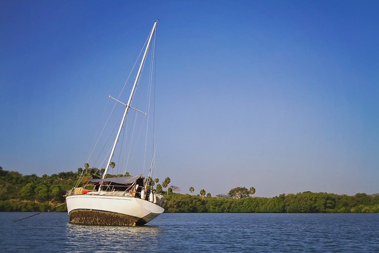 Sailing-Blog-Cruising-Caribbean-Dominican Republic-Luperon-Harbor-Anchor-Dragging-LAHOWIND-eIMG_8801