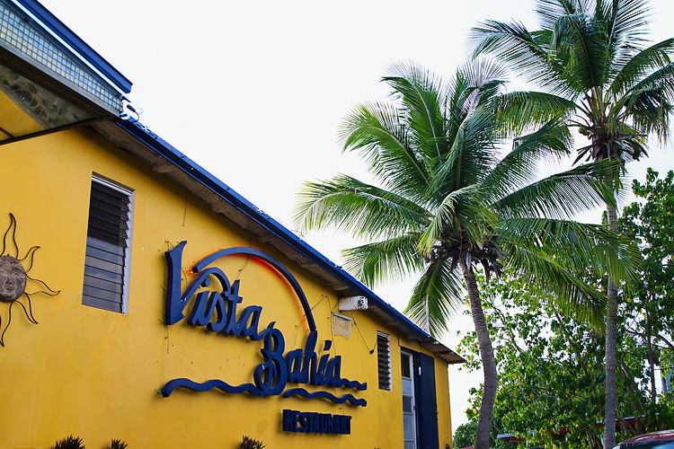 Sailing-Blog-Cruising-Caribbean-LAHOWIND-Puerto-Rico-Joyuda-Beach-Restaurants-Dining-Travel-eIMG_0960
