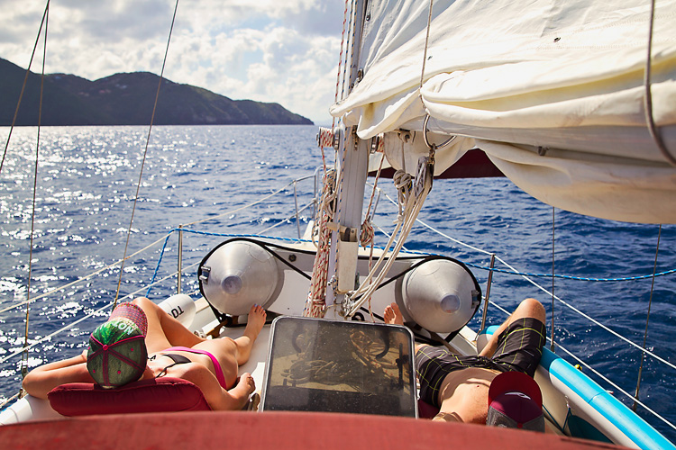 Sailing-Blog-Cruising-Caribbean-BVI-British-Virgin-Islands-Cane-Garden-Bay-LAHOWIND-Sailiboat-2015-eIMG_0836