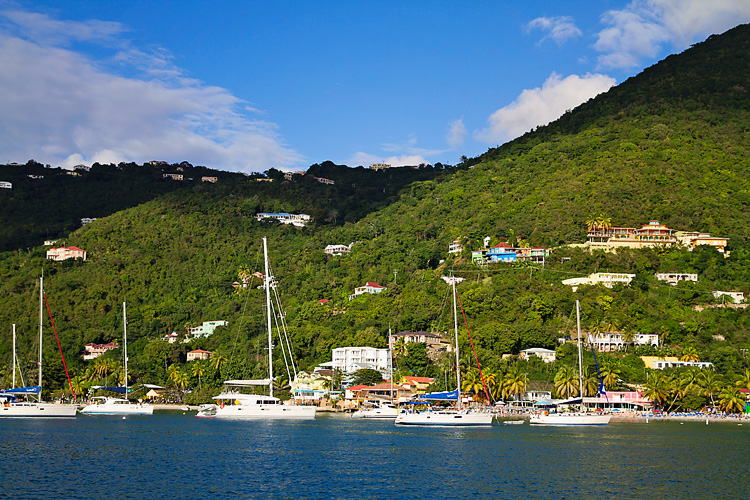 Sailing-Blog-Cruising-Caribbean-BVI-British-Virgin-Islands-Cane-Garden-Bay-LAHOWIND-Sailiboat-2015-eIMG_0846