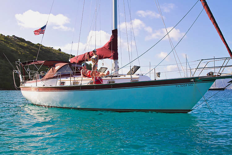 Sailing-Blog-Cruising-Caribbean-Puerto-Rico-Culebra-Spanish-Virgin-Islands-LAHOWIND-Young-Couple-Sailboat-Adventure-2015-eIMG_2487